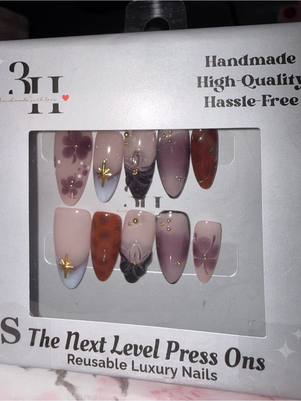 3H Reusable Luxury Press-On Nails in Mauve, Brown & Gold Accents - Picture 7 of 7